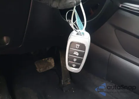 2022 Hyundai Tucson Sel z USA, uszkodzony, nr VIN KM8JB3AE2NU053790